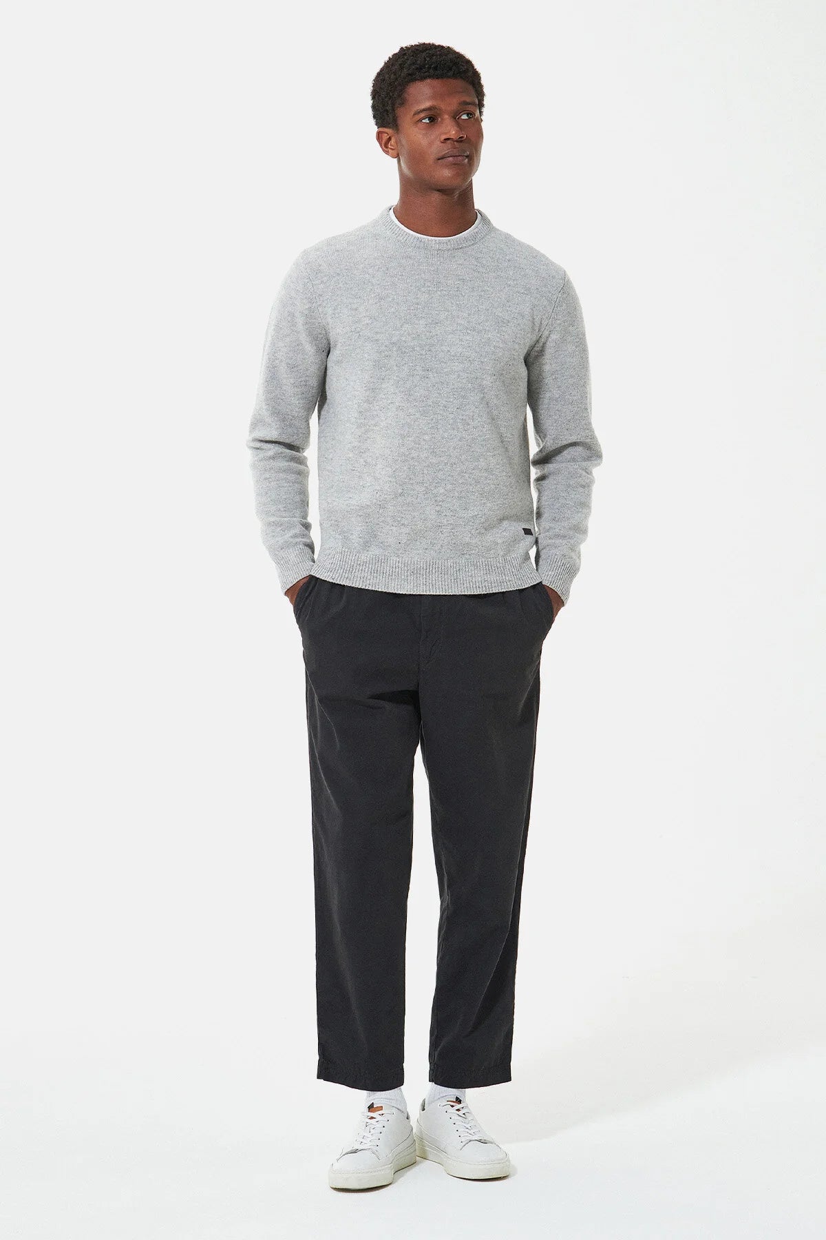 Essential Crew-Neck Sweatshirt - LIGHT GREY MARL