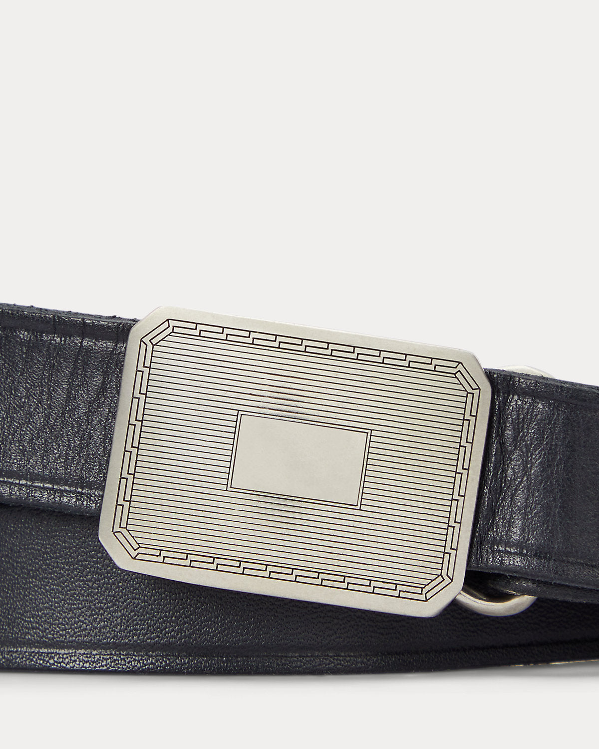 Engine Turned¨CBuckle Leather Belt