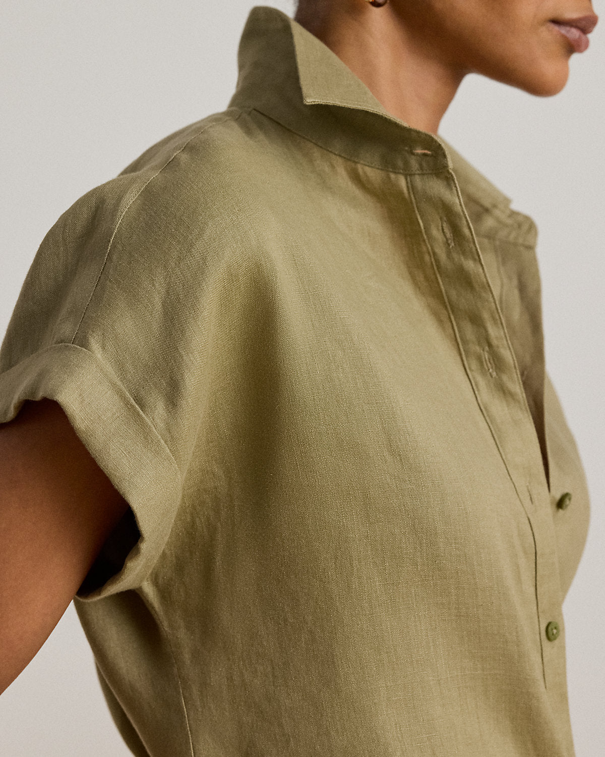 Relaxed Fit Linen Short-Sleeve Shirt