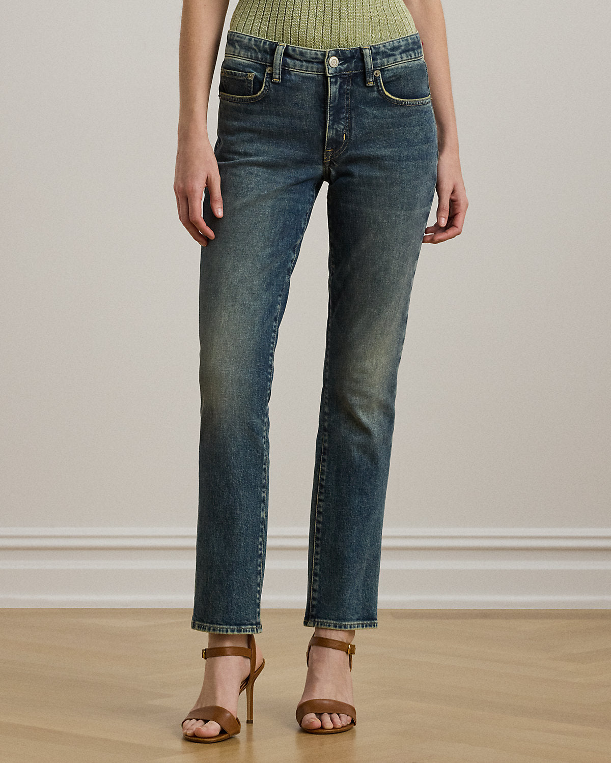 Mid-Rise Straight Ankle Jean