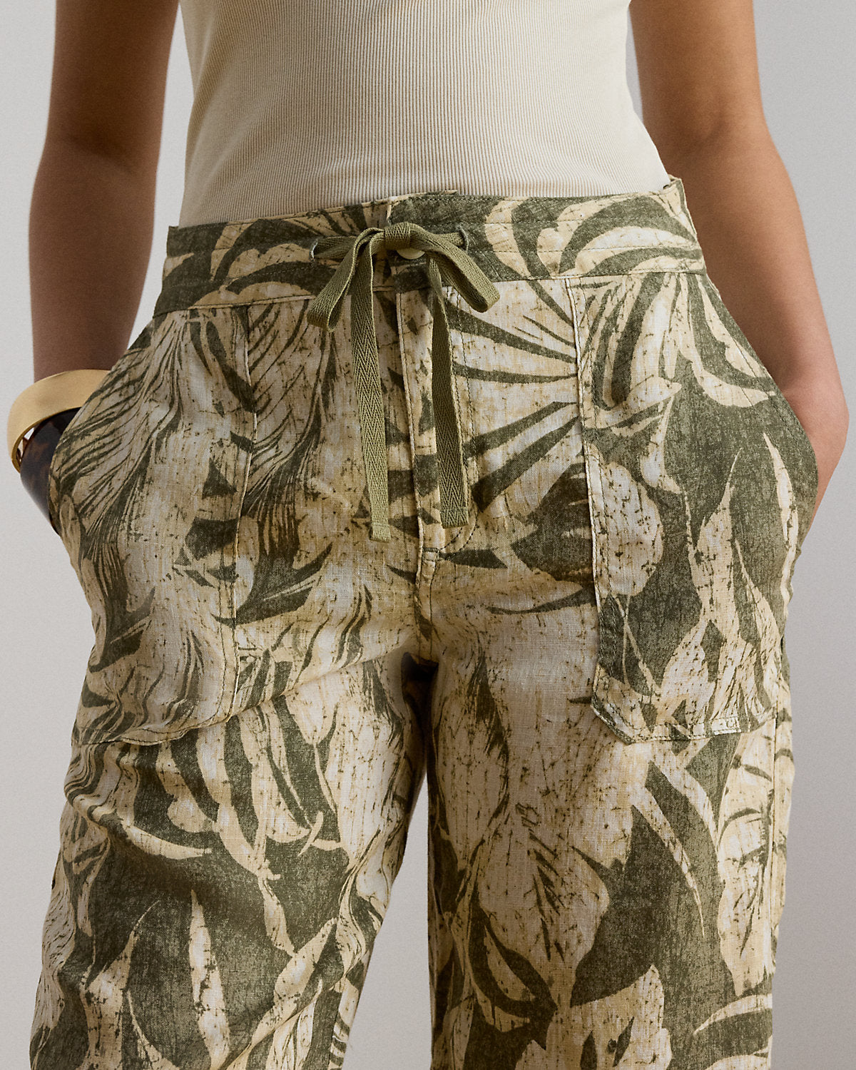 Palm-Frond-Print Linen Wide-Leg Pant