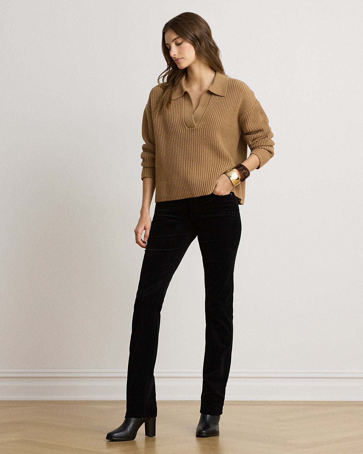 Mid-Rise Corduroy Slim Straight Pant