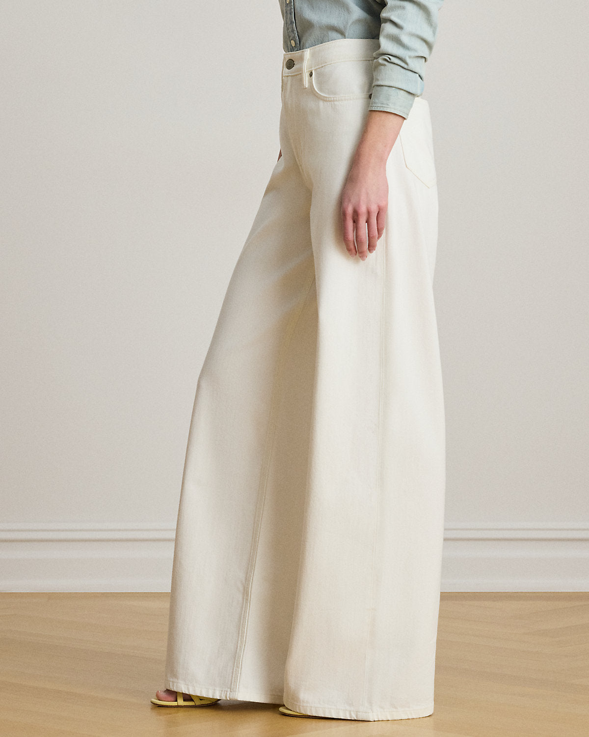 High-Rise Wide-Leg Jean