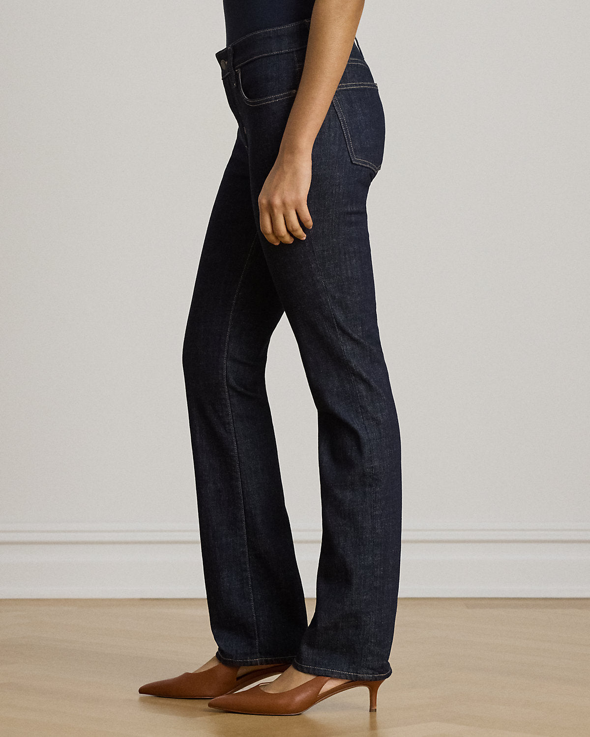 Mid-Rise Slim Straight Jean