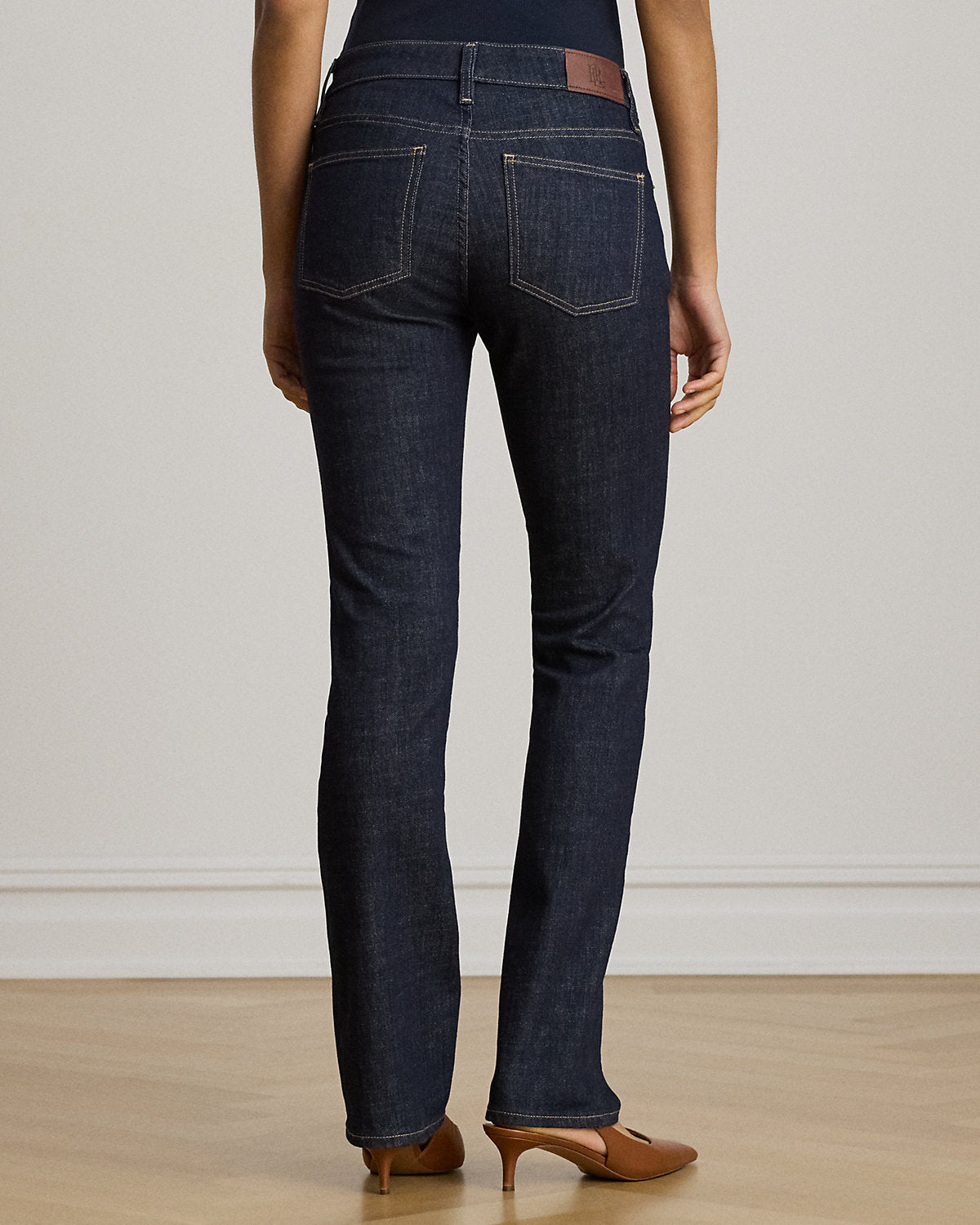 Mid-Rise Slim Straight Jean