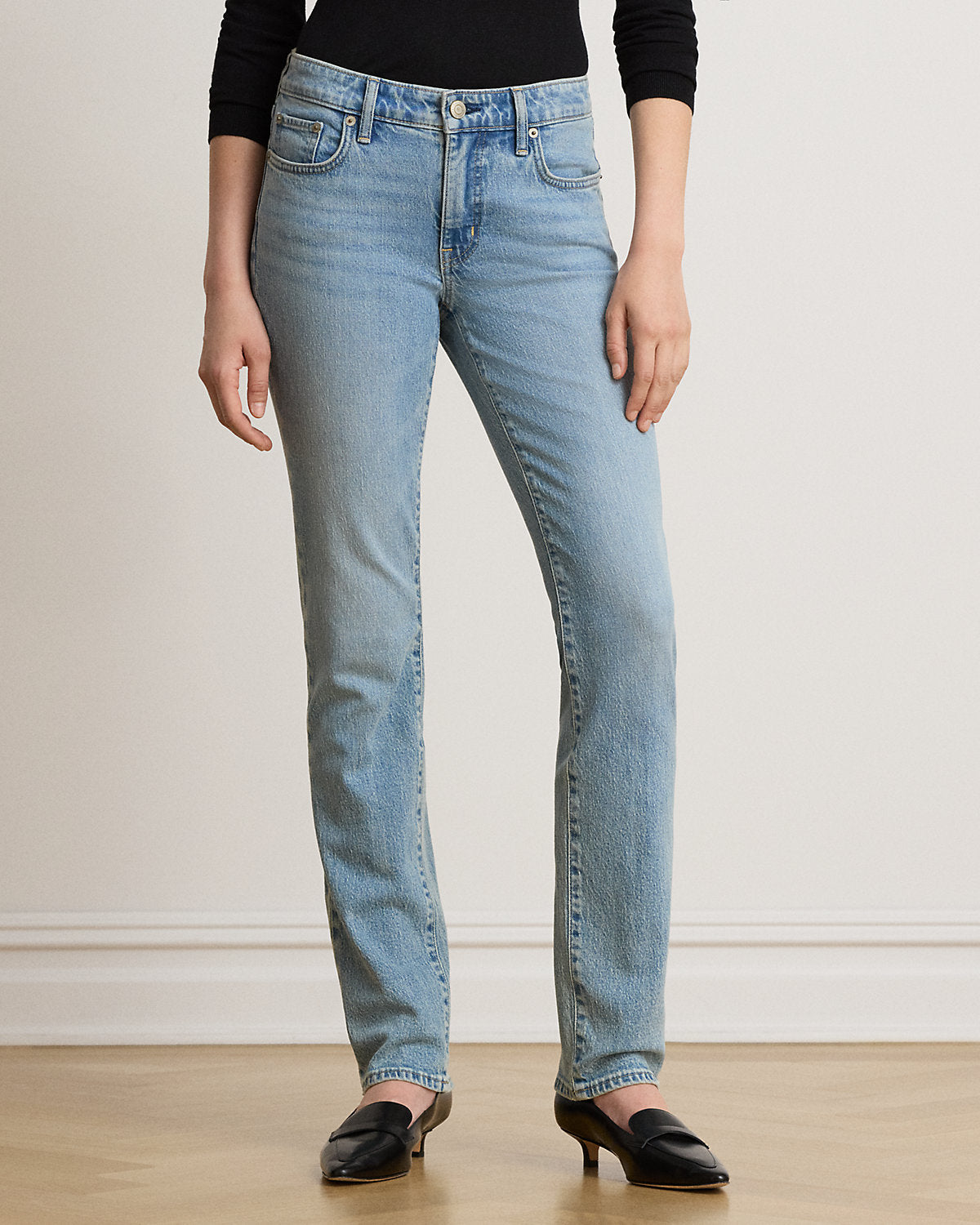 Mid-Rise Slim Straight Jean