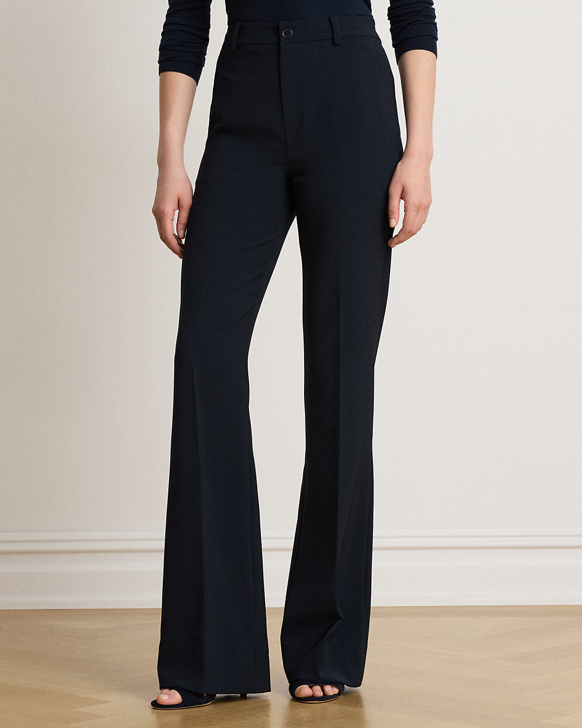 Stretch Crepe Straight Pant
