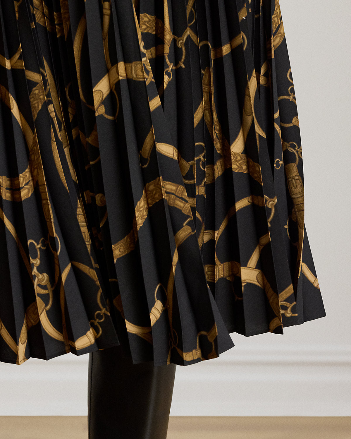 Belting-Print Pleated Crepe Skirt