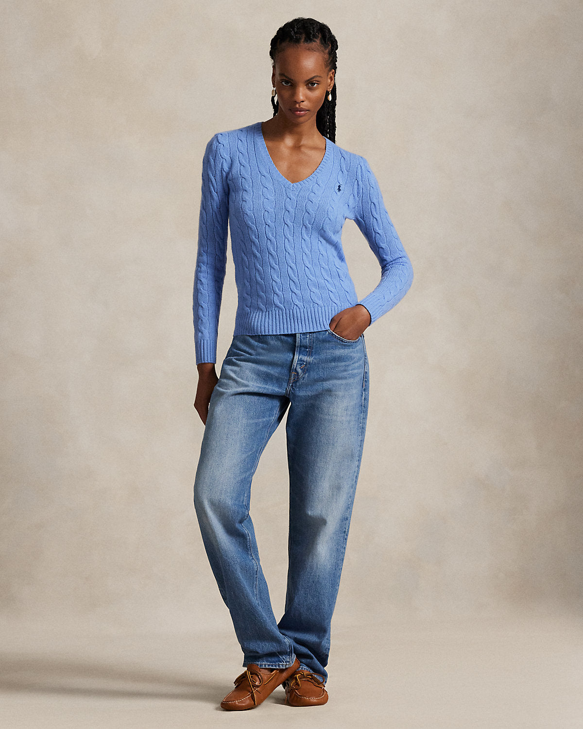 Cable-Knit Wool-Cashmere V-Neck Sweater