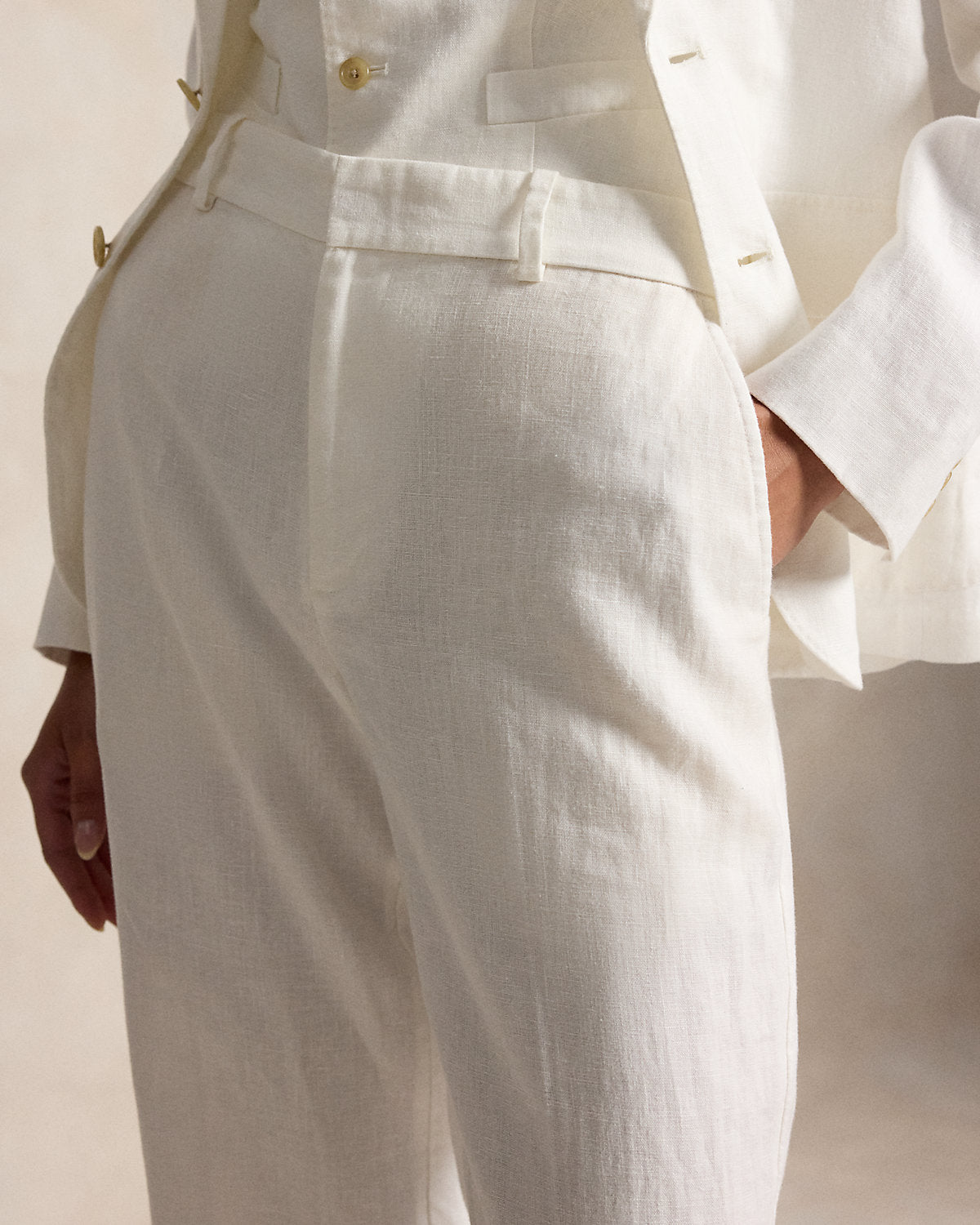 Linen High-Rise Relaxed Straight Pant