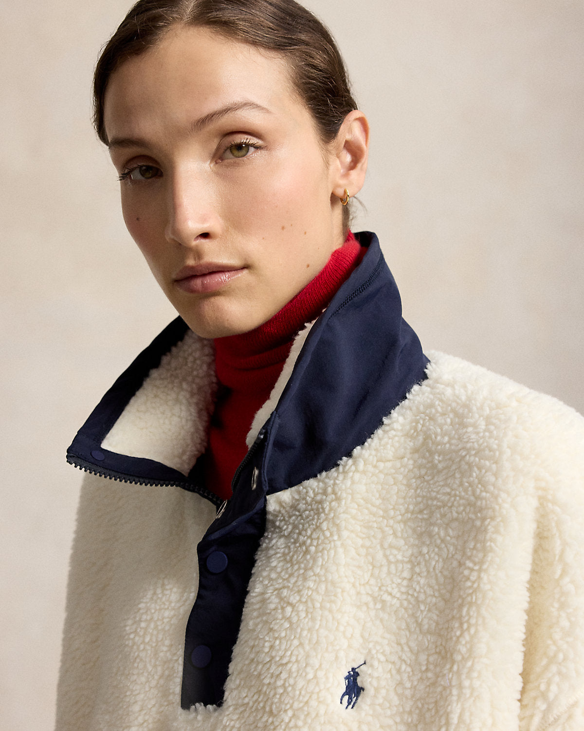Bear High-Pile Fleece Funnelneck