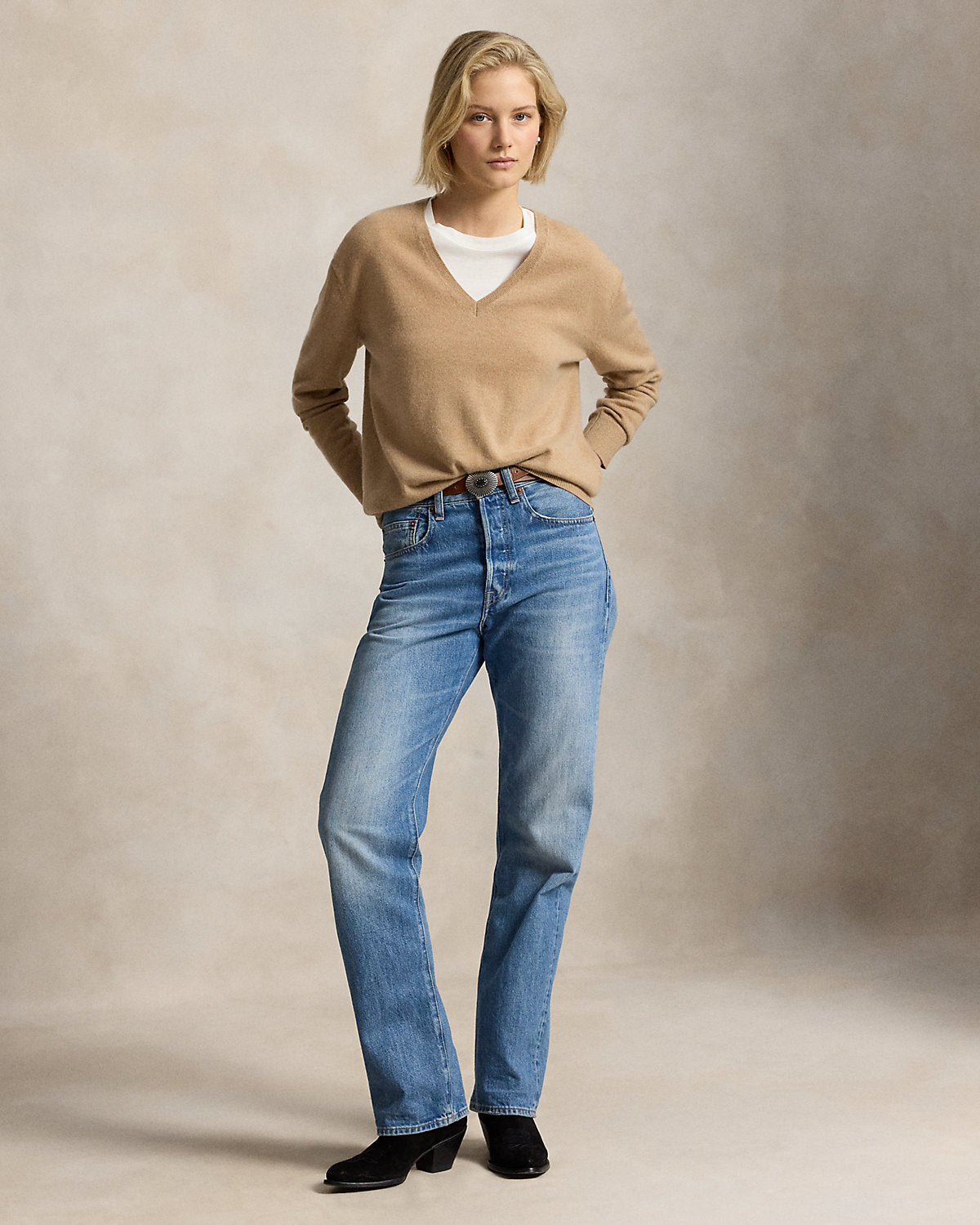 Women's Cashmere V-Neck Sweater