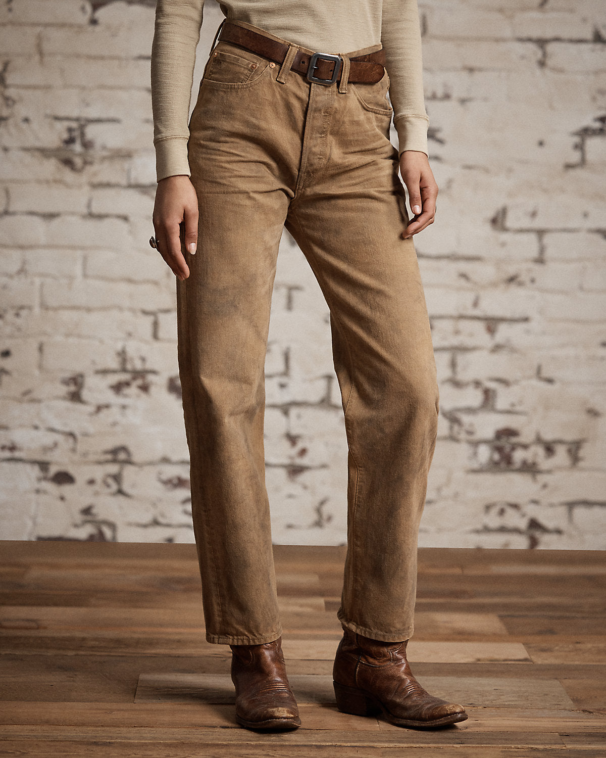 High Boy Fit Tan Jean