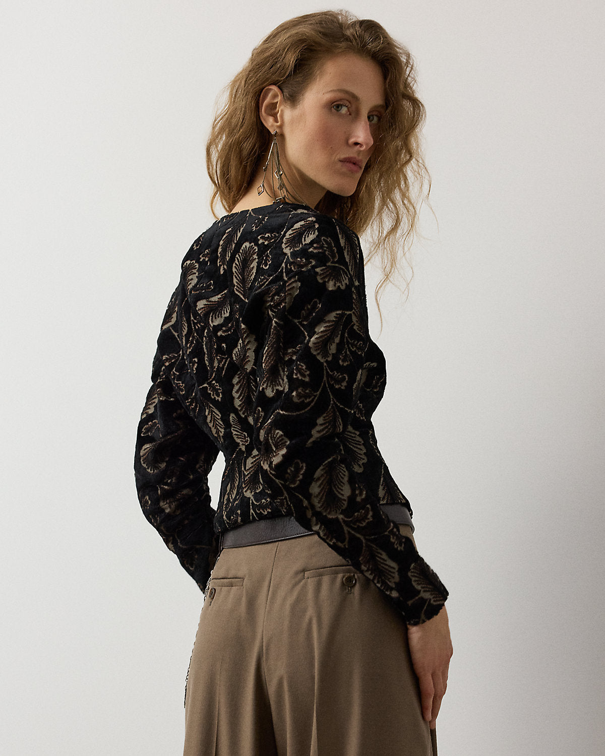 Pendy Feather Velvet Jacquard Jacket