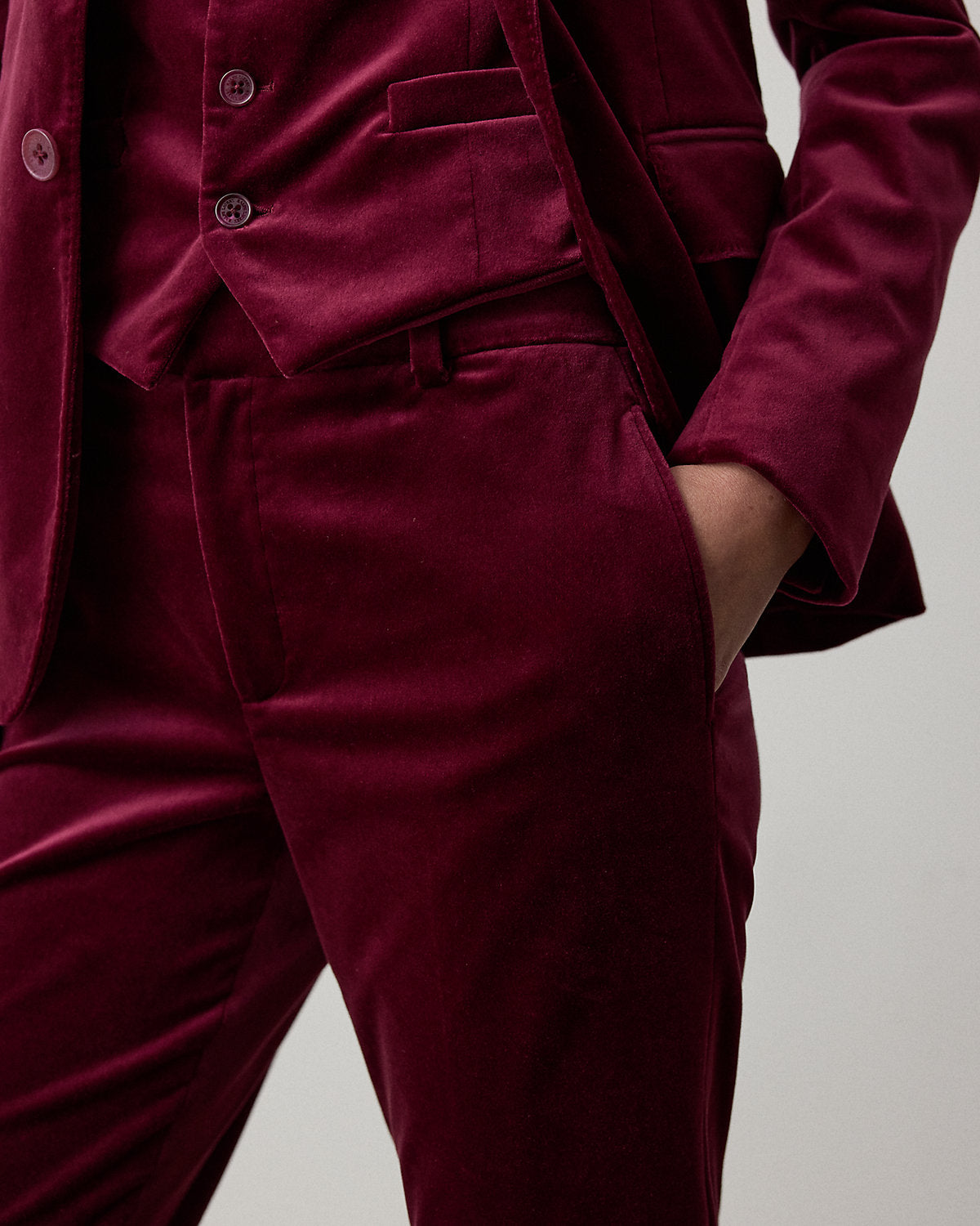 Macy Stretch Velvet Pant