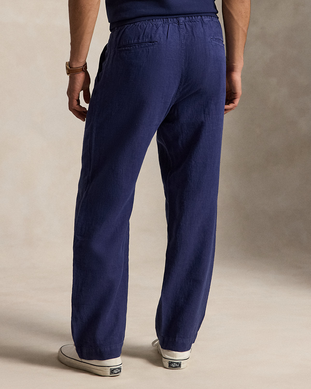 Lateef Relaxed Fit Pleated Linen Pant