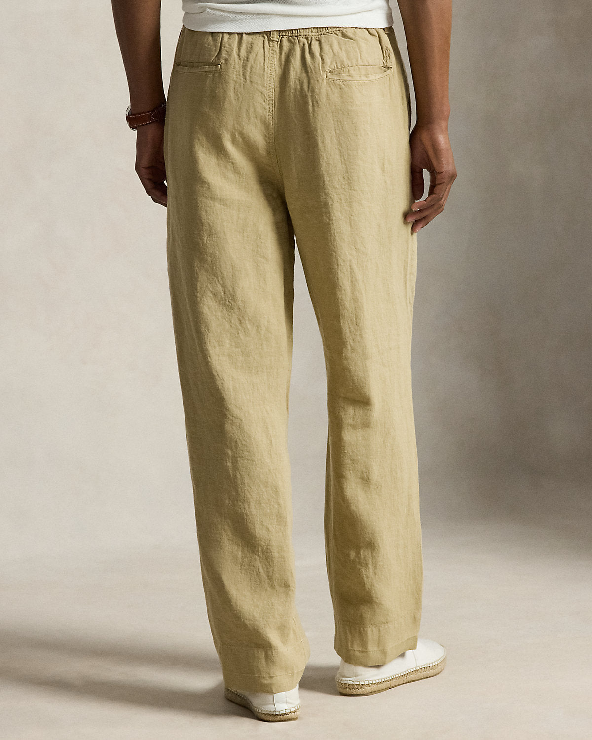 Lateef Relaxed Fit Pleated Linen Pant