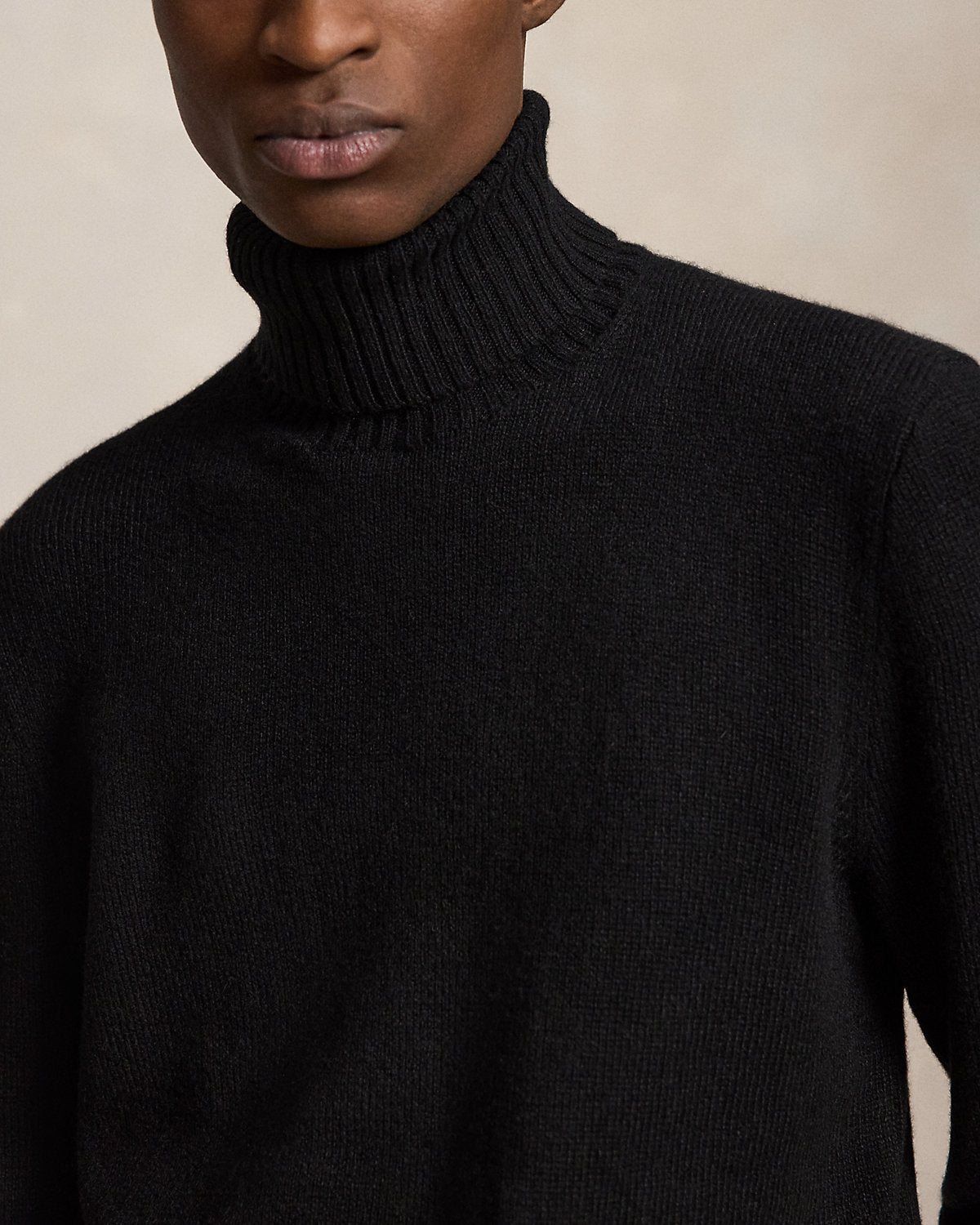 Men's Cashmere Turtleneck Sweater