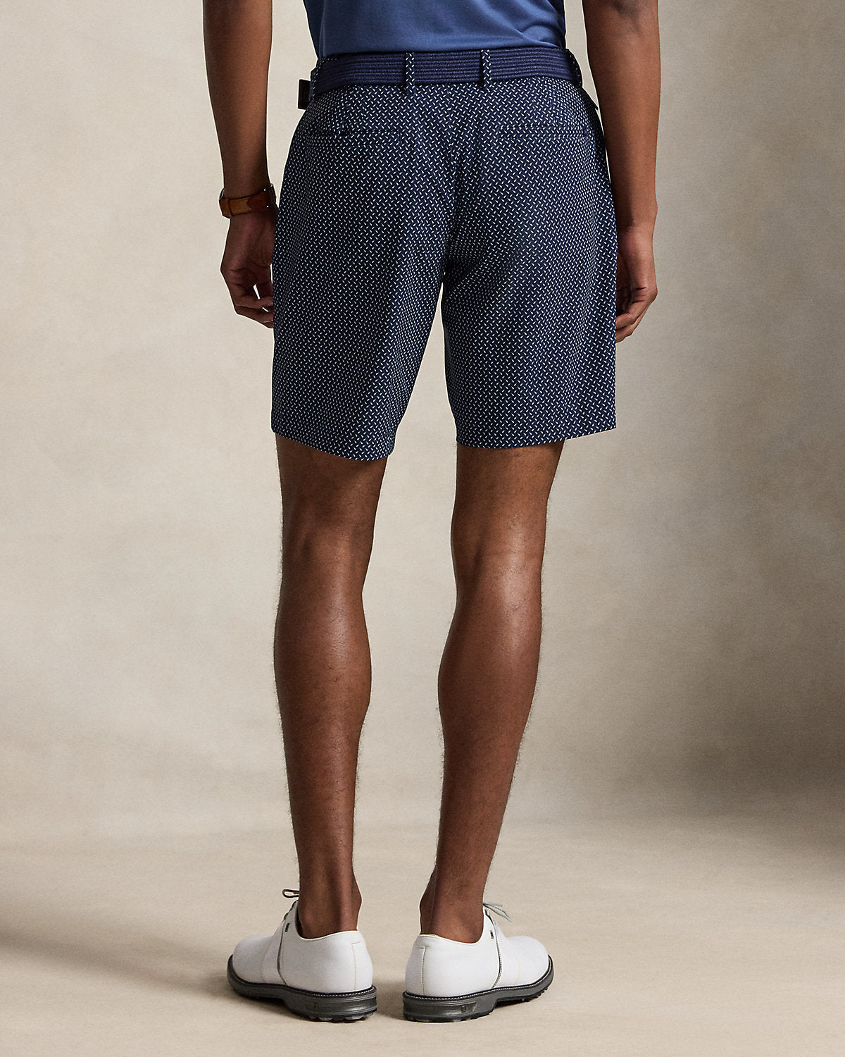 9-Inch Tailored Fit Stretch Short
