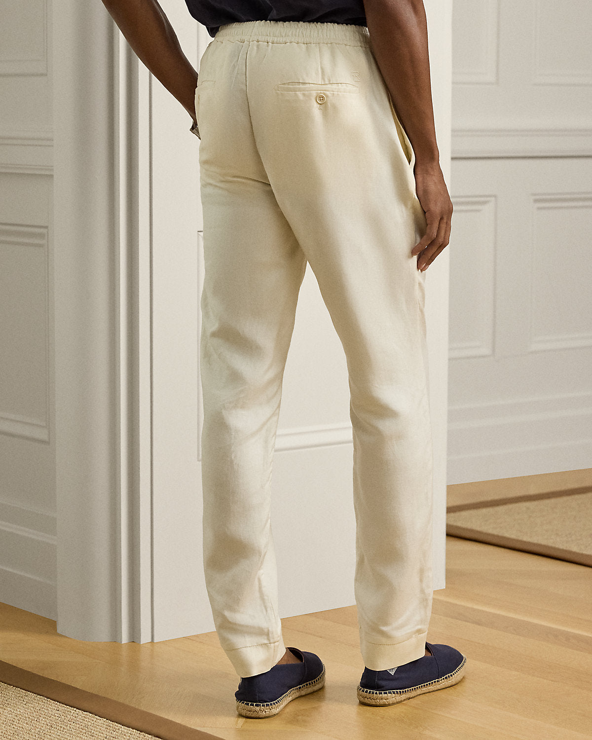 Hand-Tailored Silk-Linen Trouser