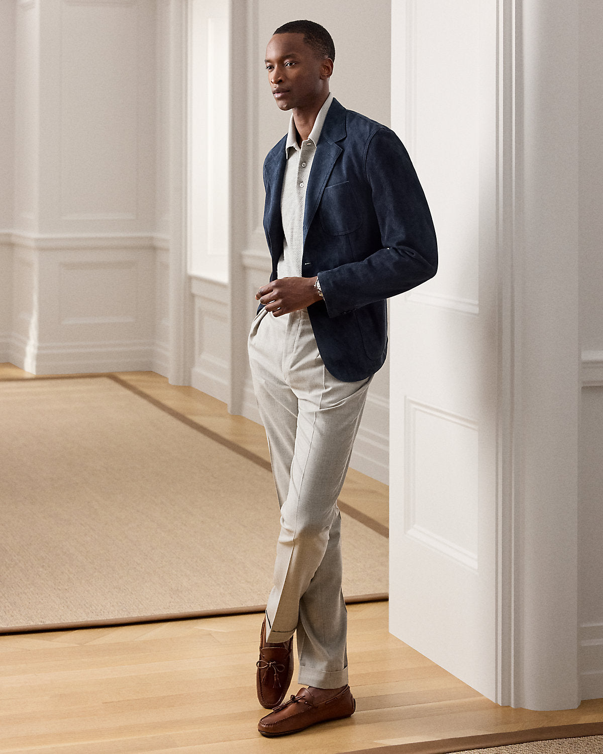 Hand-Tailored Wool Flannel Trouser