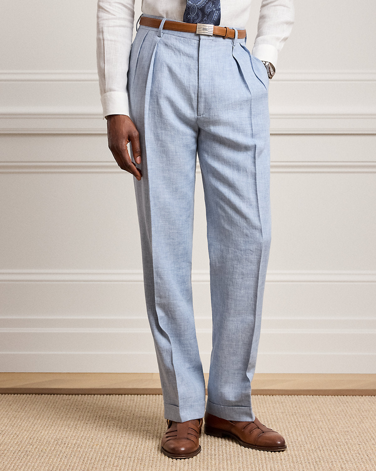 Hand-Tailored Linen-Blend Trouser