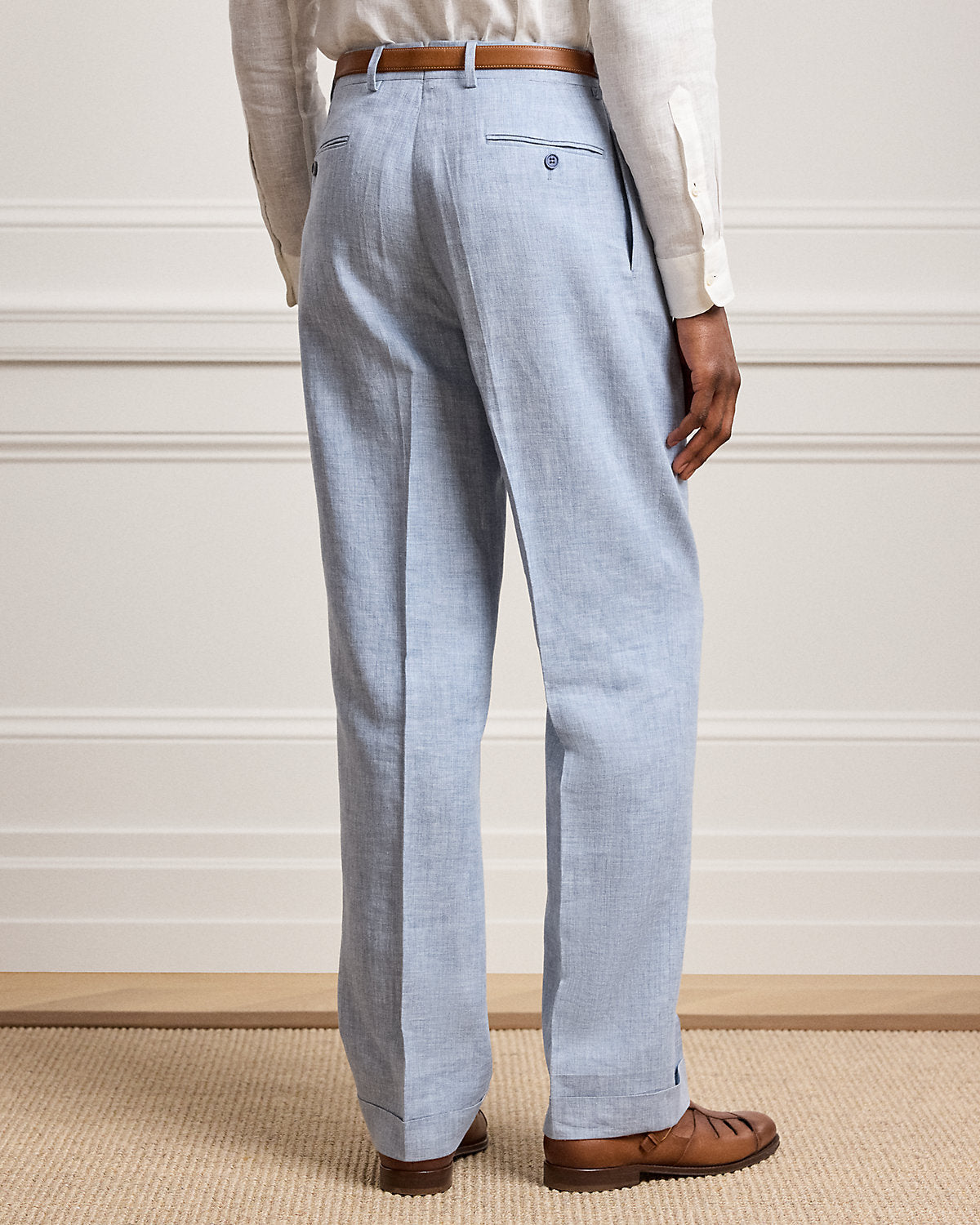 Hand-Tailored Linen-Blend Trouser